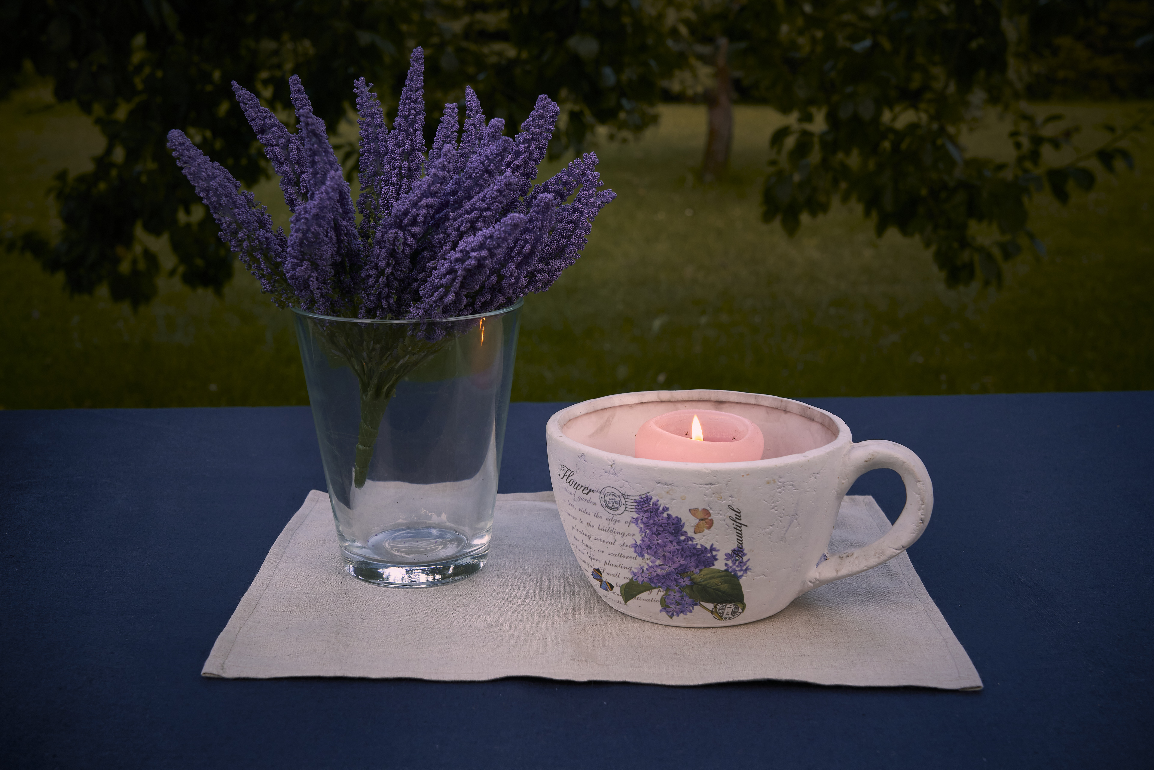 Linen tray cloth Lavender