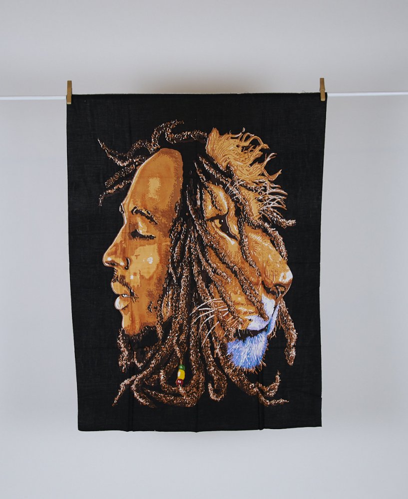 Small wall tapestry - Bob Marley and a lion